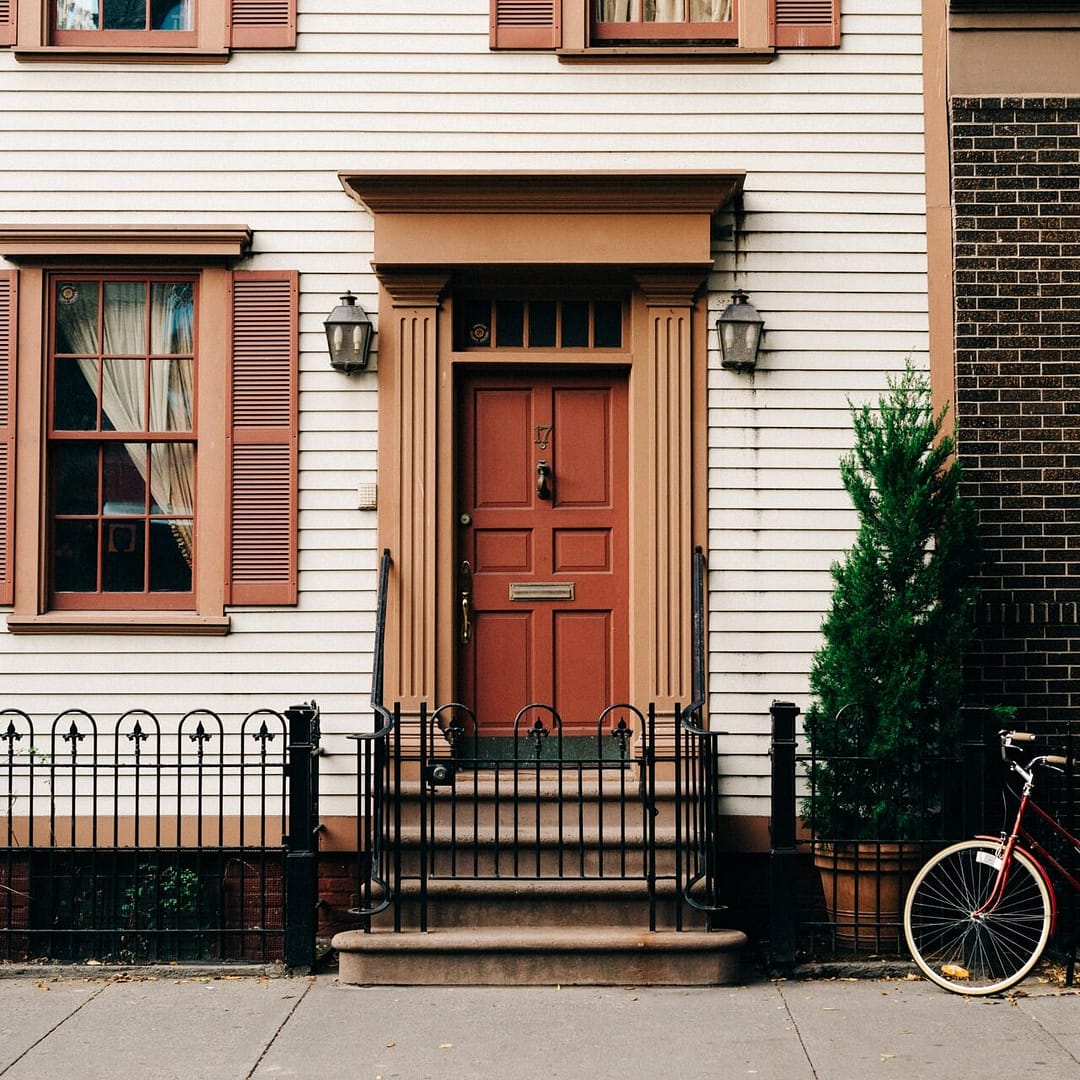 Swindon Property Management christian koch D 4R9CcYZOk unsplash e1636711644267