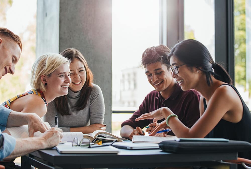 Exploring Comprehensive English Courses in Derby, UK
