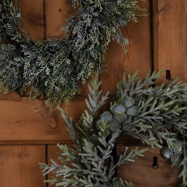 Frosted Pine Wreath With Pinecones 22747 c