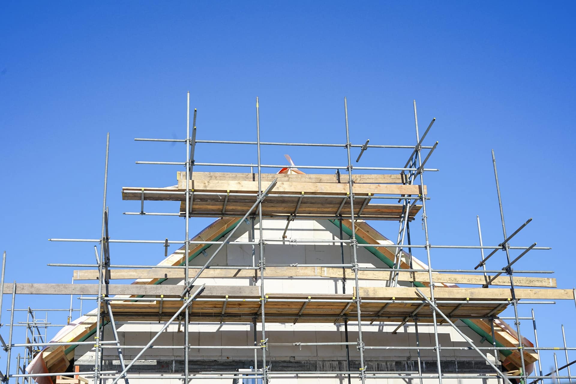 building-construction-site-2025-01-10-13-36-46-utc