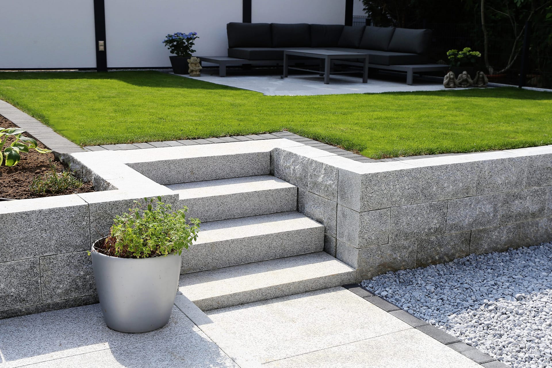 Enhance Your Home with Premium Driveways in Cheshire 2 Beautiful Resin-Bound Driveway