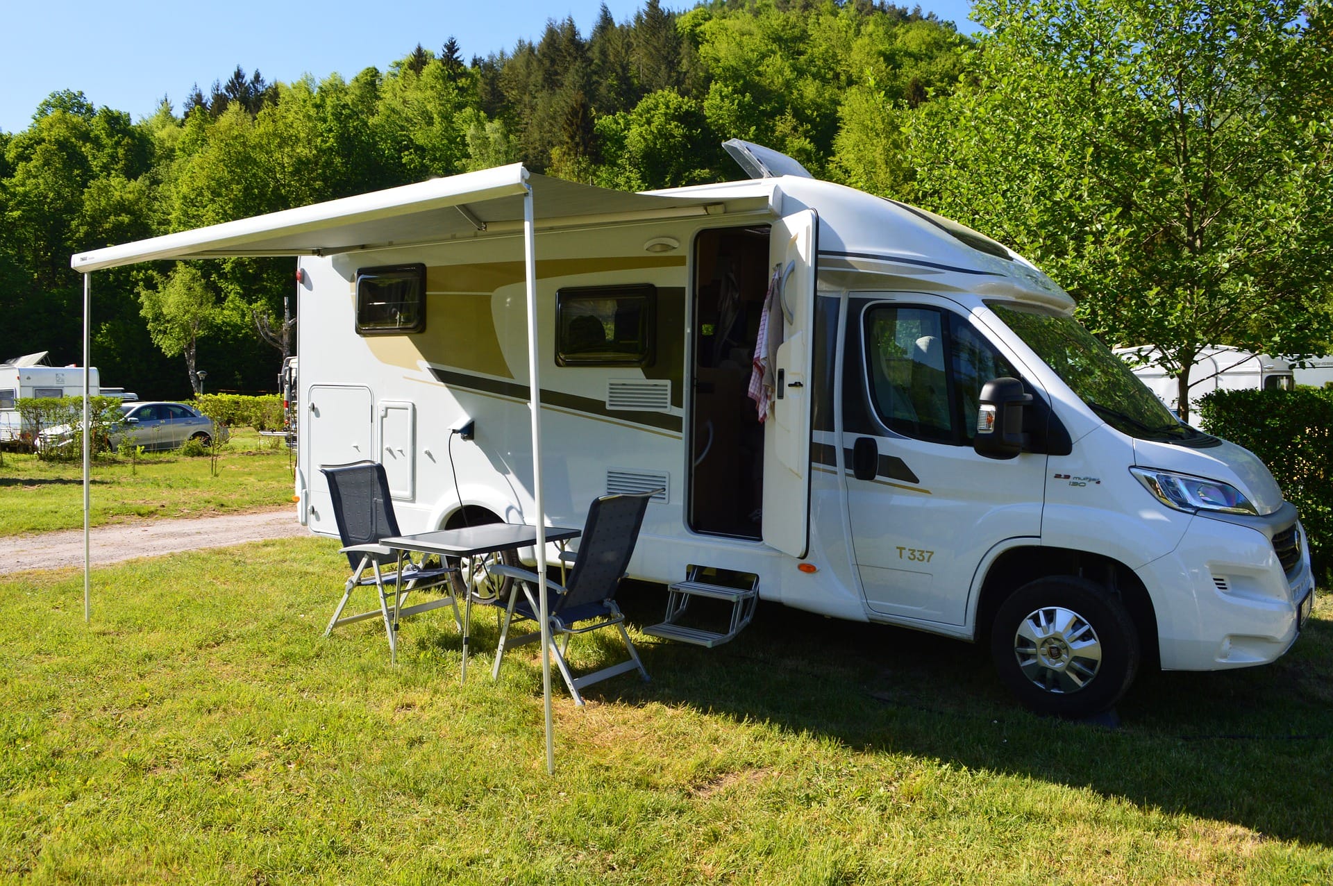 caravanning-3509593_1920